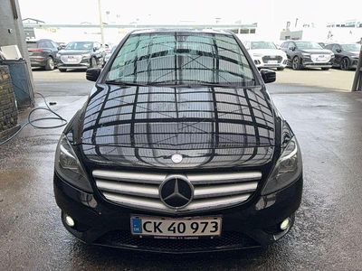 Gebraucht Mercedes B200 136 PS (100 kW) 2012 Schwarz Van / Kleinbus