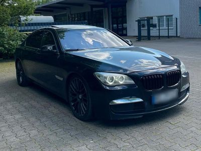 Begagnad BMW 740 M Sport 313 HK (230 kW) 2012 Svart Sedan