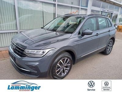 Gebraucht VW Tiguan Life 150 PS (110 kW) 2022 Delfingrau SUV