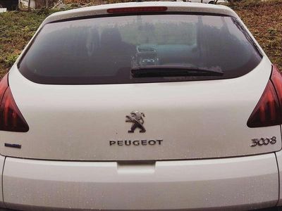 Usata Peugeot 3008 150 CV (110 kW) 2015 Bianco Station wagon