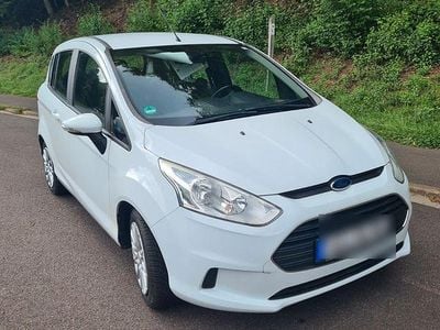 Weiß Gebraucht 2015 Ford B-MAX S Van / Kleinbus | 6.200 € (Guter Preis)