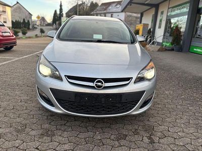 Usata Opel Astra Edition 140 CV (102 kW) 2016 Argento Station wagon