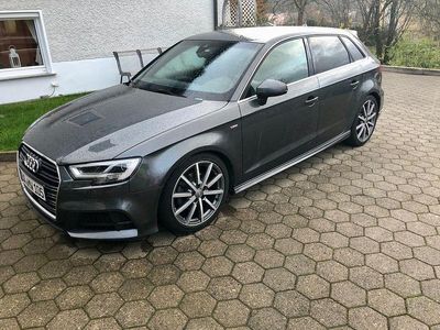 Grau Gebraucht 2016 Audi A3 Sport Limousine | 16.900 € (Etwas zu teuer)