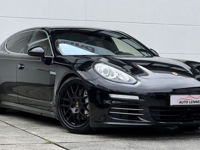 Porsche Panamera 4S