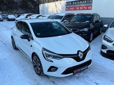 Weiß Gebraucht 2019 Renault Clio V Edition One Limousine | 12.800 € (Etwas zu teuer)
