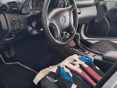 Usata Mercedes 200 136 CV (100 kW) 2007 Argento Station wagon