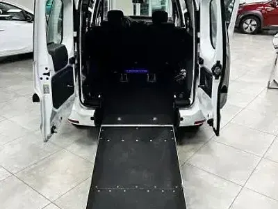 Gebraucht Dacia Dokker Comfort 102 PS (75 kW) 2020 Weiß Van / Kleinbus