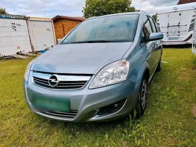 Gebraucht Opel Zafira 140 PS (102 kW) 2008 Silber Van / Kleinbus