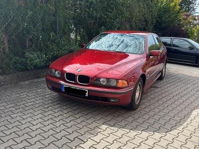 BMW 523