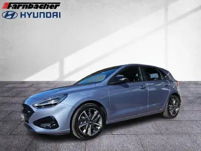 Gebraucht Hyundai i30 Advantage 101 PS (74 kW) 2024 Meta blue / mic Limousine
