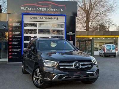 Gebraucht Mercedes GLC200 AMG line 211 PS (155 kW) 2019 Grau SUV
