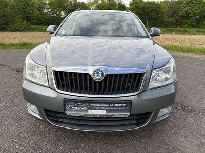 Second-hand Skoda Octavia Ambition 105 CP (77 kW) 2012 Albastru Break