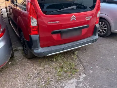 Gebraucht Citroën Berlingo 111 PS (81 kW) 2011 Rot Van / Kleinbus