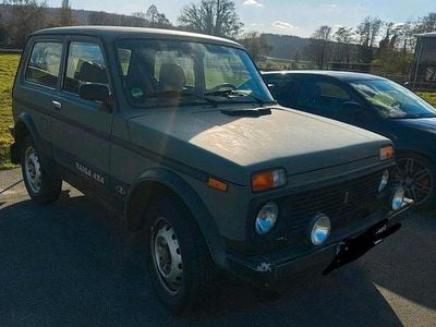 Second-hand Lada niva 82 CP (60 kW) 2006 SUV