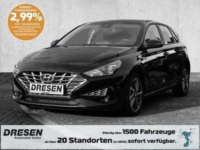 Gebraucht Hyundai i30 Trend 120 PS (88 kW) 2023 Schwarz Limousine