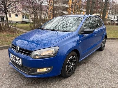 Gebraucht VW Polo Edition 69 PS (50 kW) 2012 Blau Kleinwagen