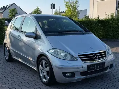Gebraucht Mercedes A200 Avantgarde 136 PS (100 kW) 2005 Silber Van / Kleinbus