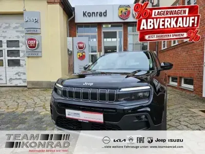 Neu Jeep Avenger Altitude 101 PS (74 kW) 2025 Schwarz SUV
