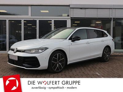 Neu VW Passat R-line 193 PS (141 kW) 2025 Weiß Limousine