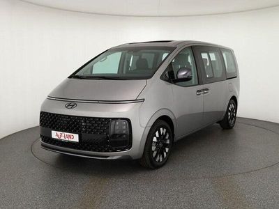 Neu Hyundai Staria Signature 225 PS (165 kW) 2025 Andere Van / Kleinbus