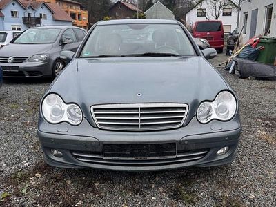 Mercedes C200