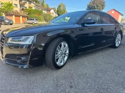 Begagnad Audi S8 plus Ambiente 605 HK (444 kW) 2017 Svart Sedan