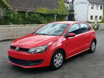 Gebraucht VW Polo 75 PS (55 kW) 2009 Rot Kleinwagen