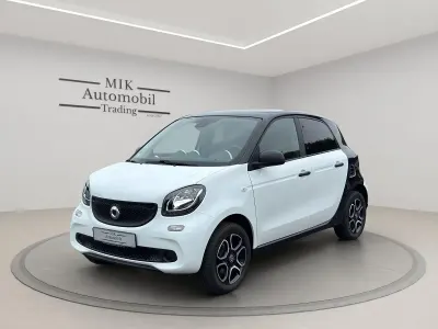 Gebraucht Smart ForFour 90 PS (66 kW) 2018 Schwarz Kleinwagen