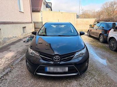 Usata Toyota Auris 90 CV (66 kW) 2014 Nero Berlina