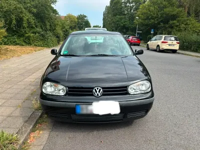 Gebraucht VW Golf IV 101 PS (74 kW) 2002 Schwarz Kleinwagen