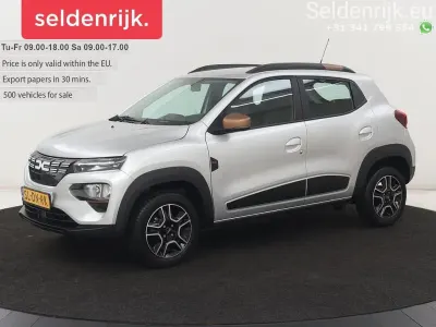 Usado Dacia Spring Extreme 47 kW (65 CV) 2023 Gris Utilitario