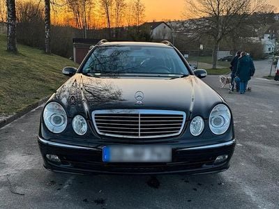 Mercedes E200