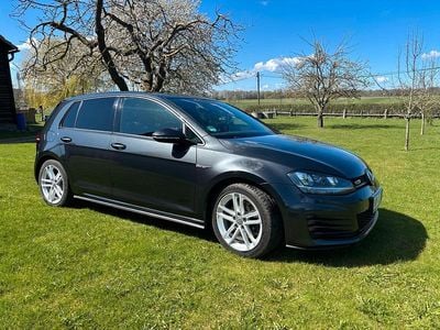 Second-hand VW Golf VII GTD 184 CP (135 kW) 2016 Andere farben Berlinǎ