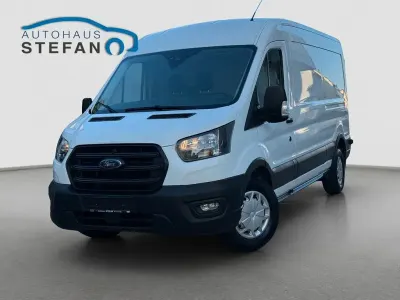 Gebraucht Ford Transit Trend 131 PS (96 kW) 2023 Weiß Van / Kleinbus