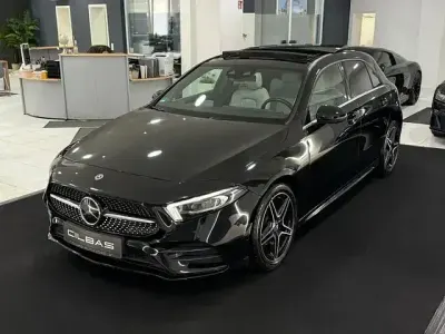 Gebraucht Mercedes A180 AMG line 116 PS (85 kW) 2018 Schwarz Limousine