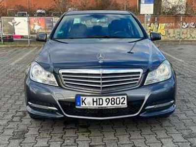 Mercedes C200