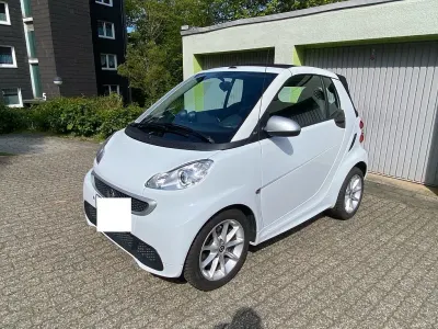 Gebraucht Smart ForTwo Cabrio 71 PS (52 kW) 2014 Weiß Cabrio