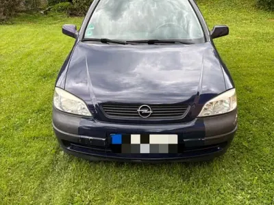 Gebraucht Opel Astra 75 PS (55 kW) 2000 Blau Limousine
