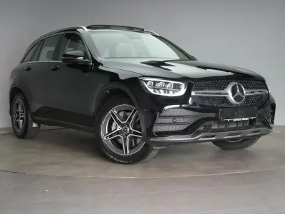 Gebraucht Mercedes GLC300 AMG 258 PS (189 kW) 2020 Obsidian schwarz SUV