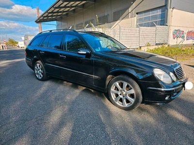 gebraucht Mercedes E500 4-Matic Kombi Avantgarde