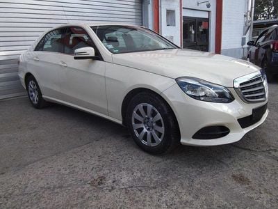 Mercedes E200