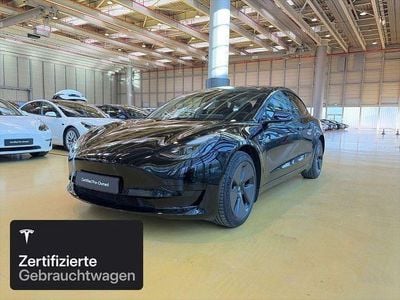 Solid black Gebraucht 2021 Tesla Model 3 RWD Limousine | 24.800 € (Fairer Preis)