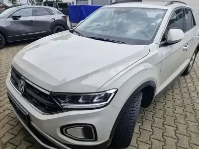 Gebraucht VW T-Roc Life 150 PS (110 kW) 2022 Ascotgrau SUV