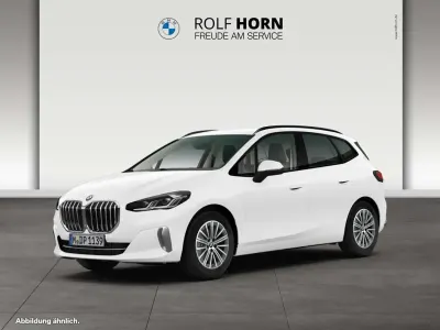 Gebraucht BMW 220 Active Tourer Luxury Line 170 PS (125 kW) 2025 Weiß Van / Kleinbus