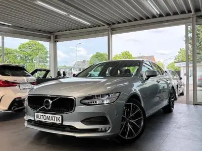 Gebraucht Volvo S90 Momentum 254 PS (186 kW) 2017 Silber Limousine