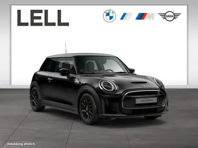 Gebraucht Mini Cooper SE Hatch 135 kW (184 PS) 2023 Midnight black Kleinwagen