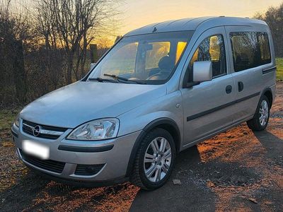 Gebraucht Opel Combo 75 PS (55 kW) 2008 Silber Van / Kleinbus