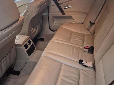 Usata BMW 525 177 CV (130 kW) 2004 Blu Berlina