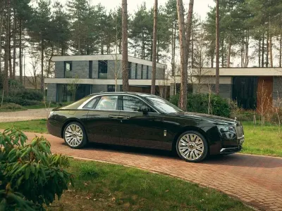 Neu Rolls Royce Ghost 544 PS (400 kW) 2026 Grün Limousine