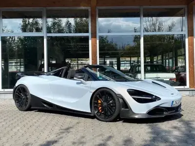 Gebraucht McLaren 720S 721 PS (530 kW) 2021 Weiß Cabrio